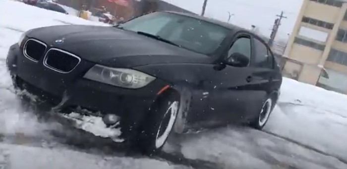 How to Do a Burnout in an Automatic Car